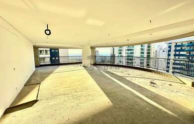 Imagem: O apartamento possui 4 Dormitórios, 5 Banheiros, 5 Vagas na