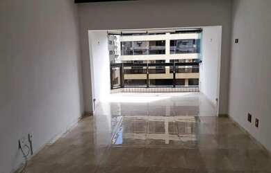 Imagem 3: Apartamento na Ponta da Praia - Locação - 3 Dormitórios - Alto Padrão