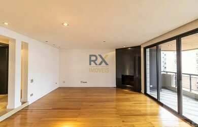 Imagem 3: Apartamento em Higienópolis com 245m², 4 quartos sendo 3 suítes, varanda...