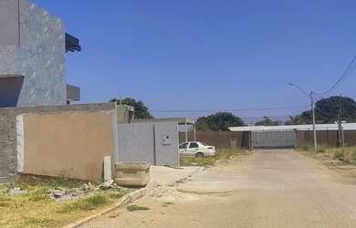 Imagem: O terreno possui 440m² de Área e está localizado em Ponte