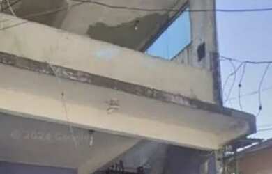 Imagem: A casa possui 5 Dormitórios, 3 Banheiros e está localizado