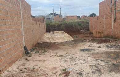 Imagem: O terreno possui 160m² de Área e está localizado em Jardim