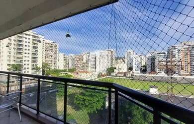 Imagem: O apartamento à venda possui 3 Dormitórios, 2 Banheiros, 1