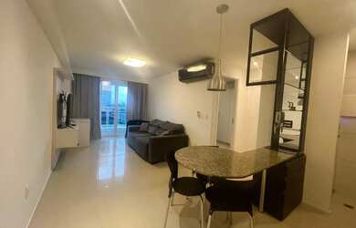 Imagem: O apartamento possui 1 Dormitório, 1 Banheiro, 1 Vaga na garagem