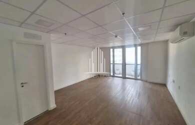 Imagem: O depósito possui 68m² de Área e está localizado em Cerqueira