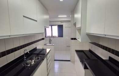 Imagem: O apartamento possui 4 Dormitórios, 5 Banheiros, 2 Vagas na