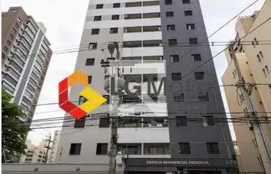 Imagem: O apartamento possui 3 Dormitórios, 1 Banheiro, 1 Vaga na garagem