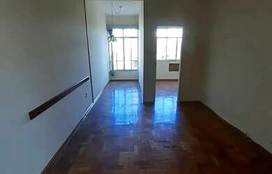 Imagem: O apartamento possui 2 Dormitórios, 3 Banheiros, 70m² de Área