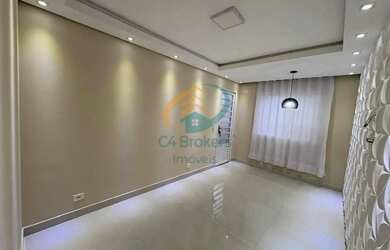 Imagem: O apartamento possui 2 Dormitórios, 1 Banheiro, 1 Vaga na garagem