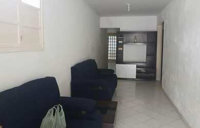 Imagem: A casa possui 3 Dormitórios e está localizado em Centro