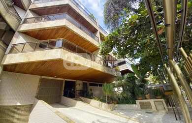 Imagem: O apartamento possui 2 Dormitórios, 3 Banheiros, 2 Vagas na