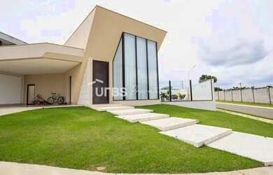 Imagem 5: Portal do Sol Garden. 236m² de Área, 3 Vagas na garageme4 Dormitórios