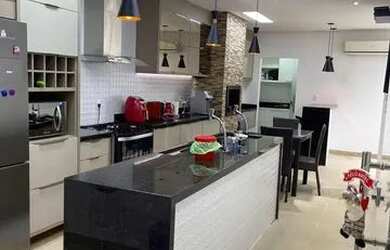 Imagem 3: Casa térrea, Quinta das Marinas, 198m² construídos, 3 suítes escritório, cozinha gourmet