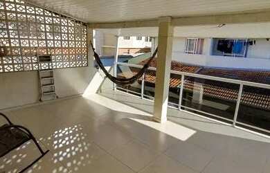 Imagem: A casa em condomínio possui 3 Dormitórios, 2 Banheiros, 2