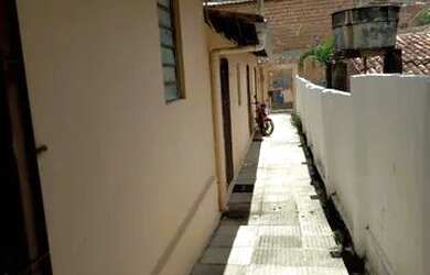 Imagem: O quarto está localizado em Cohab, Recife para alugar por R$450