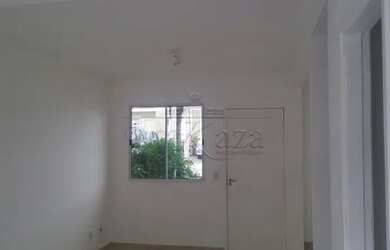 Imagem: A casa em condomínio possui 3 Dormitórios, 2 Banheiros, 2