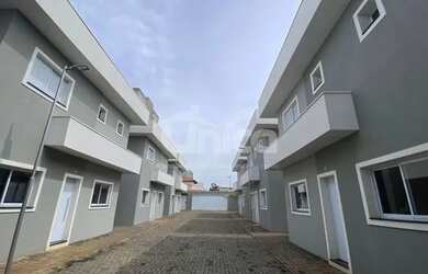 Imagem: A casa em condomínio possui 2 Dormitórios, 3 Banheiros, 1