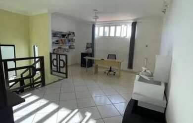 Imagem 10: Casa na Atalaia. 568m² de Área, 3 Vagas na garageme4 Dormitórios