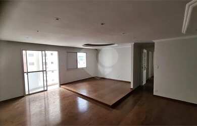 Imagem: O apartamento para alugar possui 4 Dormitórios, 4 Banheiros