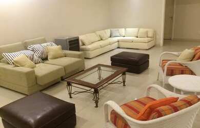 Imagem 4: Apartamento para aluguel e venda possui 280 metros quadrados com 4 quartos