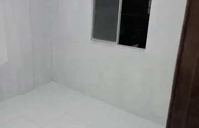Imagem 6: Apartamento 2x4 em um prédio novo na frente de rua no acupe