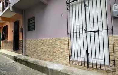 Imagem: A casa possui 1 Dormitório, 1 Banheiro, 32m² de Área e está