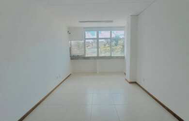 Imagem: O depósito possui 1 Vaga na garagem e 35m² de Área e está