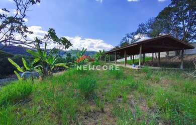 Imagem: O terreno possui 2.700m² de Área e está localizado em Biritiba