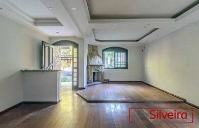 Imagem 2: ALUGA-SE CASA AMPLA COM PISCINA / 4 QUARTOS / 4 VAGAS / BEM LOCALIZADA...