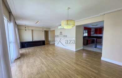 Imagem: O apartamento possui 3 Dormitórios, 5 Banheiros, 3 Vagas na