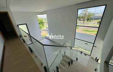 Imagem 4: Sobrado com 4 quartos sendo 3 suítes disponível para a venda no bairro...