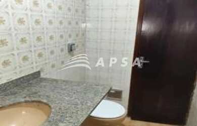 Imagem 15: VENHA CONHECER ESTA CASA ENCANTADORA EM LOCALIZAÇÃO PRIVILEGIADA, A...