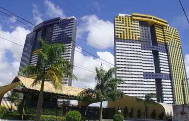 Imagem: O apartamento possui 2 Dormitórios, 2 Banheiros, 2 Vagas na