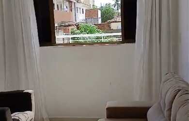 Imagem 2: Apto temporada térreo. Acomodam 5 pessoas, 1 Vaga na garageme2 Dormitórios