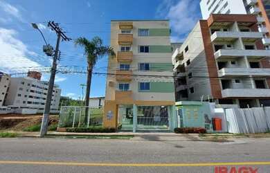 Imagem: O apartamento possui 1 Dormitório, 1 Banheiro, 1 Vaga na garagem