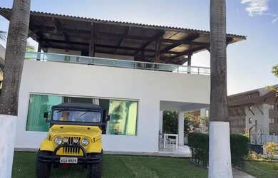 Imagem: A casa em condomínio possui 5 Dormitórios, 5 Banheiros, 5