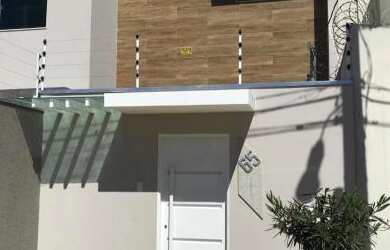 Imagem: A casa possui 3 Dormitórios, 3 Banheiros, 3 Vagas na garagem