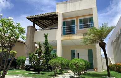 Imagem: A casa em condomínio possui 4 Dormitórios, 5 Banheiros, 3