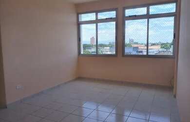 Imagem: O apartamento possui 4 Dormitórios, 2 Banheiros, 1 Vaga na