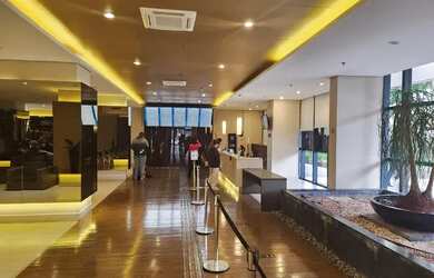 Imagem: O depósito possui 1 Vaga na garagem, 53m² de Área e está