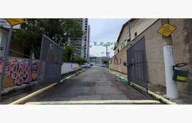 Imagem: O terreno possui 338m² de Área e está localizado em Vila