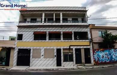 Imagem: A casa possui 5 Dormitórios, 5 Banheiros, 3 Vagas na garagem