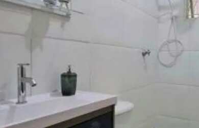 Imagem 4: VENDO EXCELENTE CASA. 58m² de Área, 1 Vaga na garageme2 Dormitórios