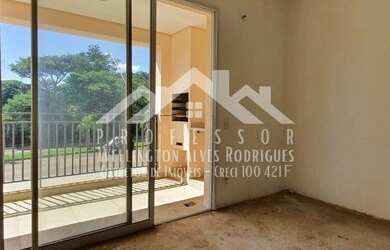 Imagem: O apartamento possui 3 Dormitórios, 2 Banheiros, 2 Vagas na