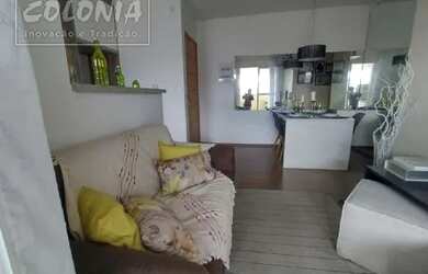 Imagem: O apartamento possui 2 Dormitórios, 1 Banheiro, 1 Vaga na garagem