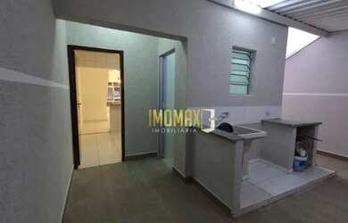 Imagem: A casa possui 2 Dormitórios, 2 Banheiros, 2 Vagas na garagem