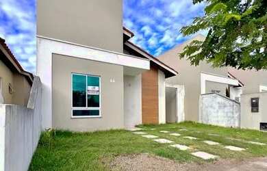 Imagem: A casa em condomínio possui 2 Dormitórios, 1 Banheiro, 2 Vagas