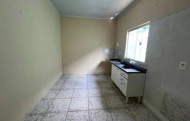 Imagem: A kitnet possui 1 Dormitório, 1 Banheiro e está localizado