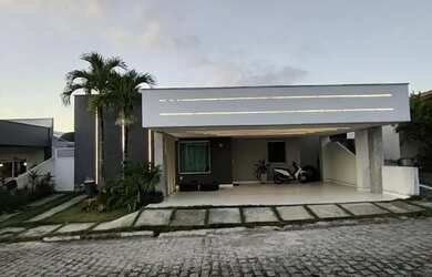 Imagem 2: Lindo Imóvel para venda possui 200 metros quadrados com 4 quartos sendo...