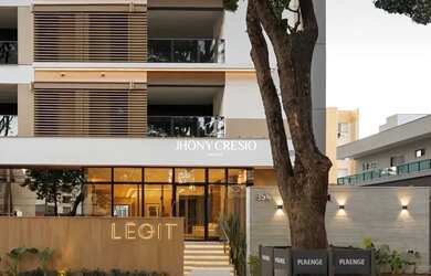 Imagem: O apartamento possui 3 Dormitórios, 2 Banheiros, 2 Vagas na